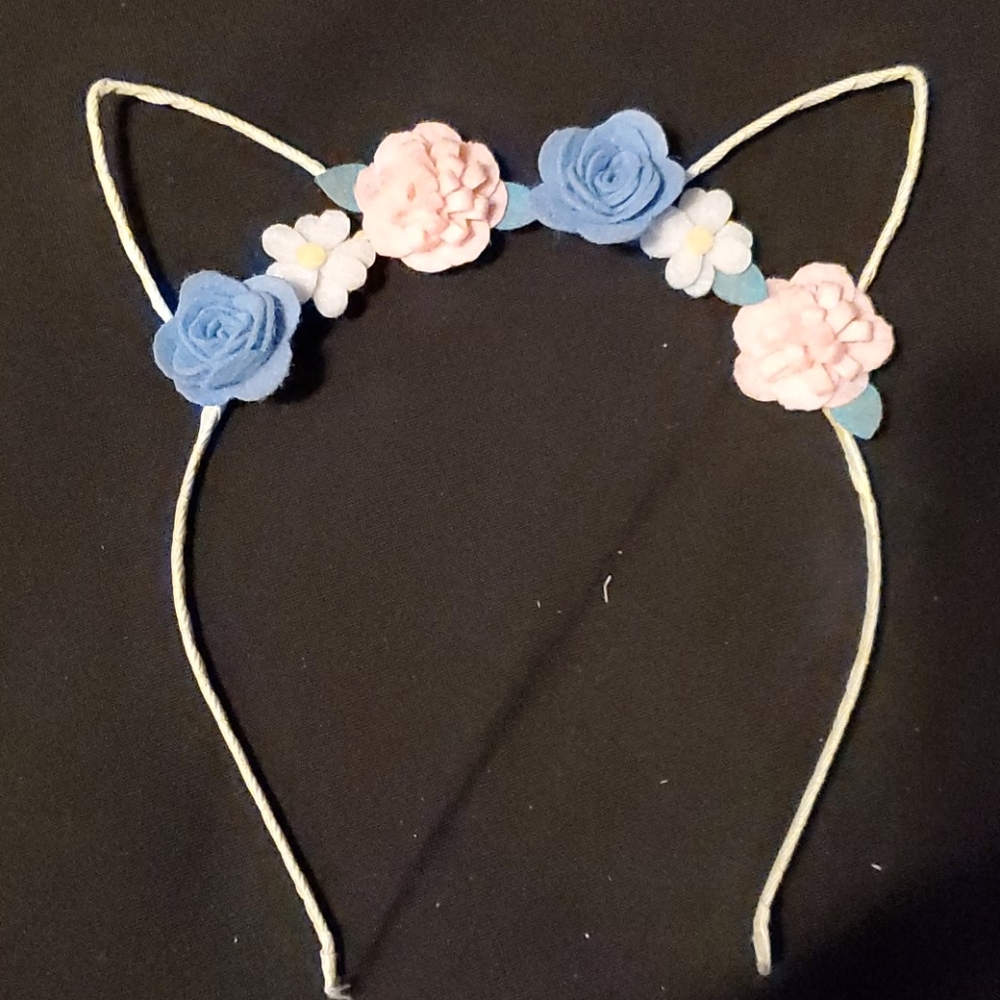 Flower cat ears